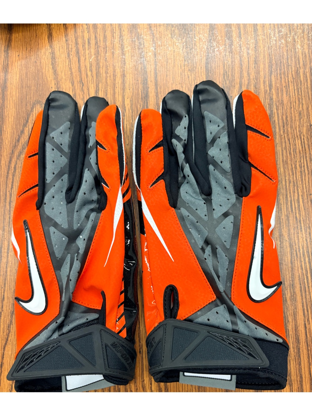 Nike Men's Orange and Gray Athletic Gloves